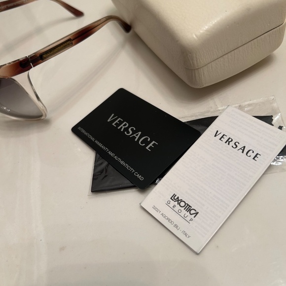 Versace shades - Picture 6 of 9